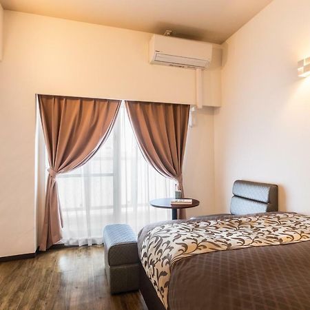 Mr.Kinjo Inn Violette East Town Наха Экстерьер фото